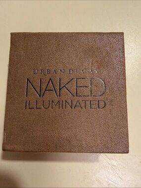 Urban Decay naked illuminated Aura